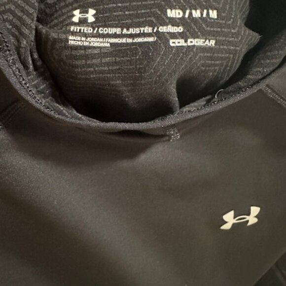 Under Armour Coldgear hooded base layer - Picture 2 of 4